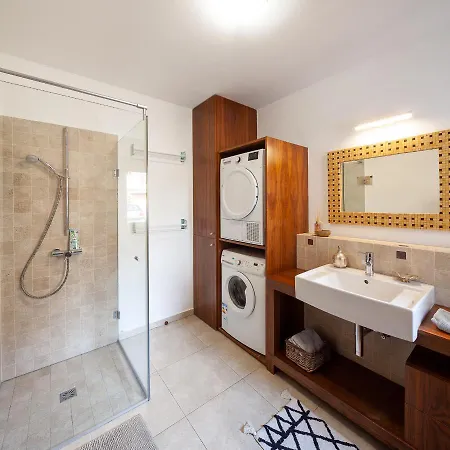 Apartment Silver Willow Luxury
